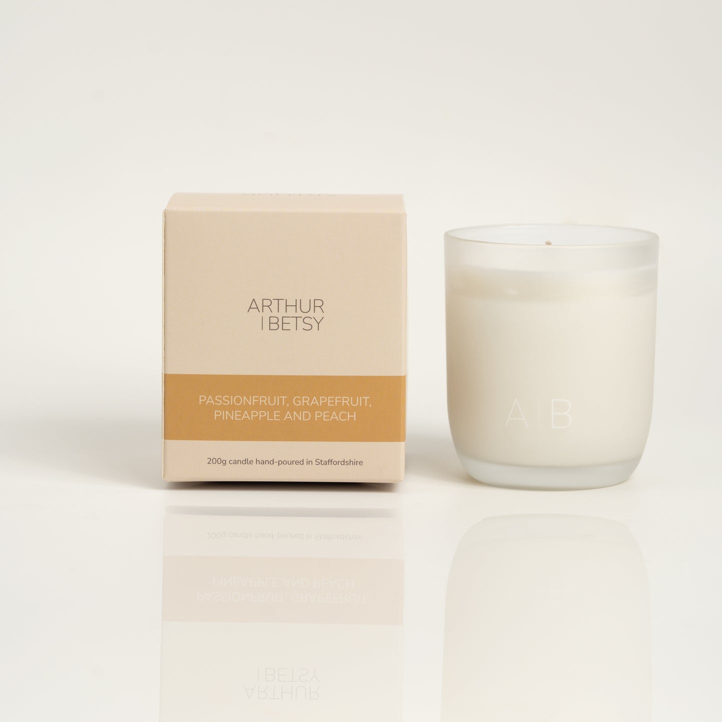Passionfruit, pineapple, grapefruit and peach candle