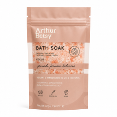 Arthur Betsy 70g Focus Bath Salts with Dead Sea and Epsom salts, blended with cedarwood, eucalyptus and sandalwood essential oils.